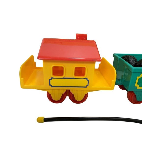 Radio Shack Radio-Controlled Choo Choo Playset COMPLETE W/Original Box-From 2002 - Picture 6 of 9